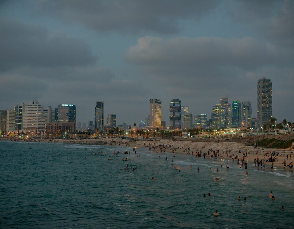 מלונות להשכרה